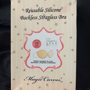 Reusable strapless bra
